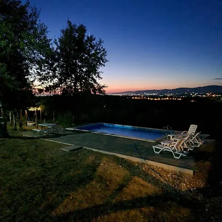 Сasa de vacaciones Luma Hills