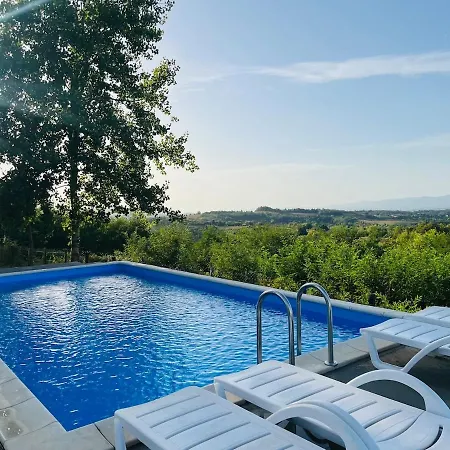 Сasa de vacaciones Luma Hills